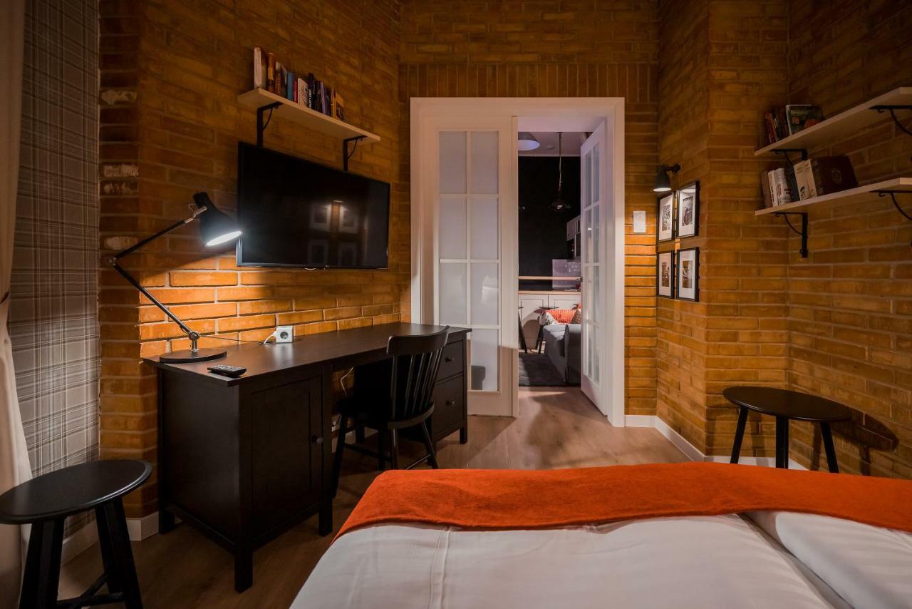 Aparthotel Revelton 3*
